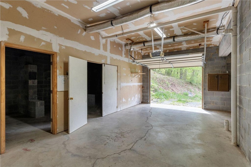 6242 Walnut Grove Road Mendota, VA 24270 - Photo 11 of 30 Gallery Image 11