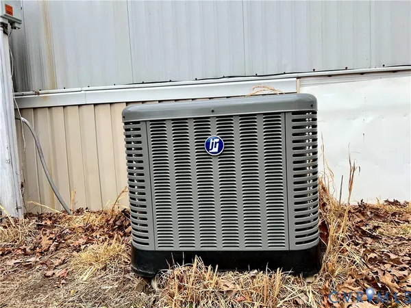 $145,000 | 846 Mechanic Drive, Dolphin, VA 23843