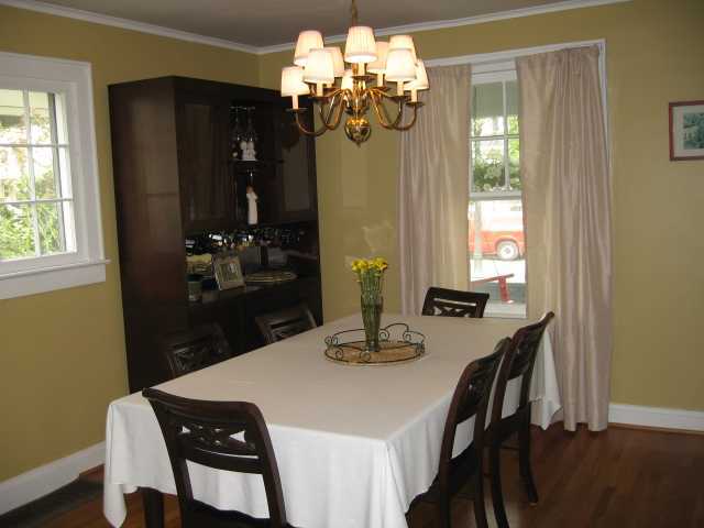 861 South Cassingham Road Columbus, OH 43209 - Photo 8 of 14