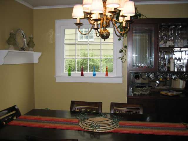 861 South Cassingham Road Columbus, OH 43209 - Photo 9 of 14