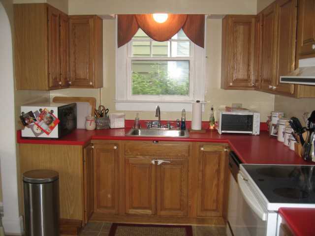 861 South Cassingham Road Columbus, OH 43209 - Photo 10 of 14