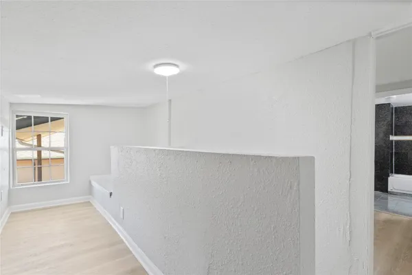 $1,400 | 2507 37th Street, Unit B, Galveston, TX 77550