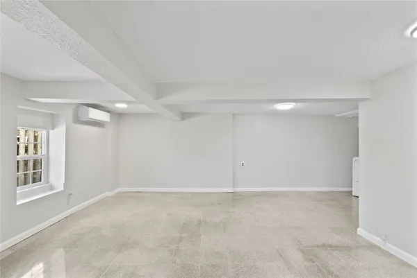 $1,400 | 2507 37th Street, Unit B, Galveston, TX 77550