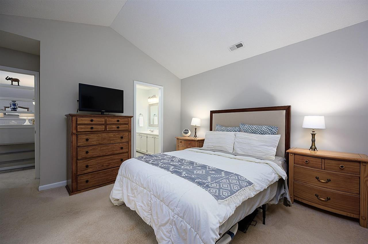11917 North Exeter Way Raleigh, NC 27613 - Photo 9 of 18 Photo 9