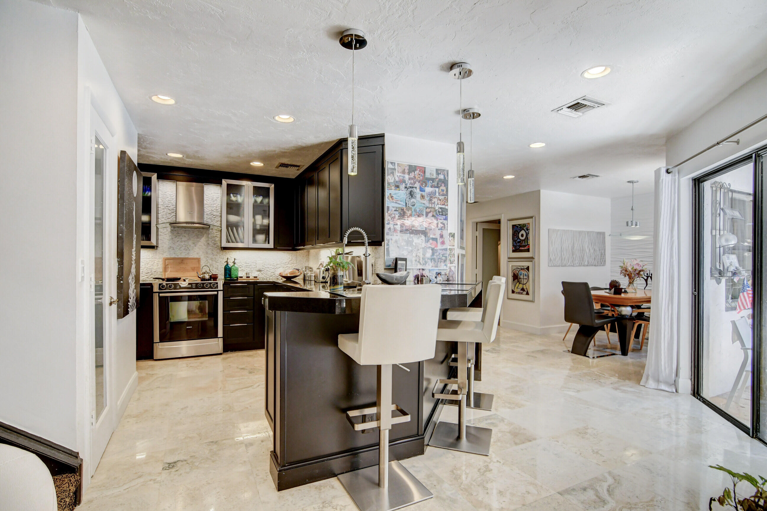 6589 Pond Apple Road Boca Raton, FL 33433 - Photo 10 of 27 Kitchen