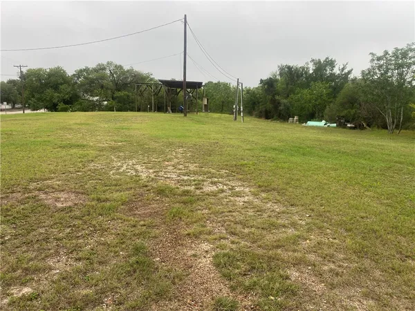 $75,000 | 908 Power Street, Refugio, TX 78377