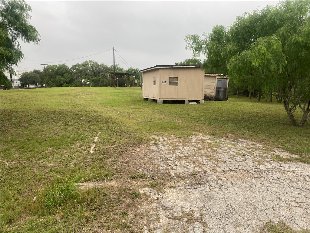 908 Power Street Refugio, TX 78377 - Photo 8 of 10