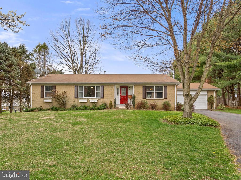 18122 Cashell Road Rockville, MD 20853 - Photo 1 of 58 Gallery Image 1