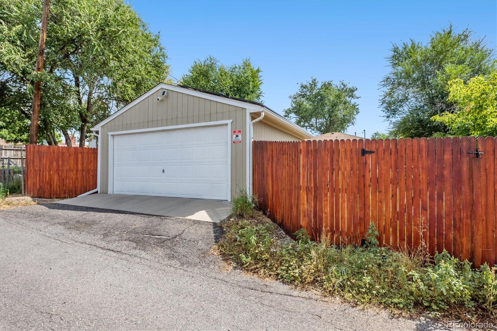 631 South Raleigh Street Denver, CO 80219 - Photo 15 of 15 a view of a backyard