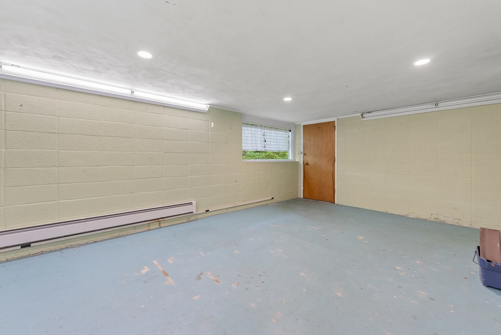 505 Mountain Road Wilbraham, MA 01095 - Photo 31 of 35 a view of an empty room