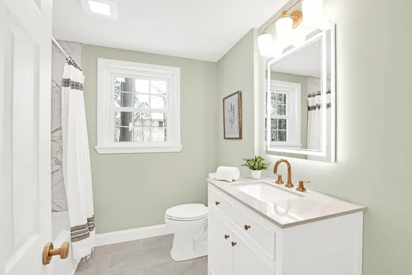 $825,000 | 7 Winterbrook Drive, York, ME 03909