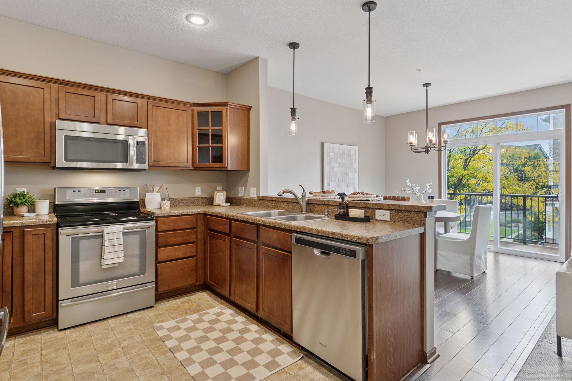 15619 Echo Ridge Road, Unit 908 Apple Valley, MN 55124 - Photo 11 of 25 Gallery Image 11
