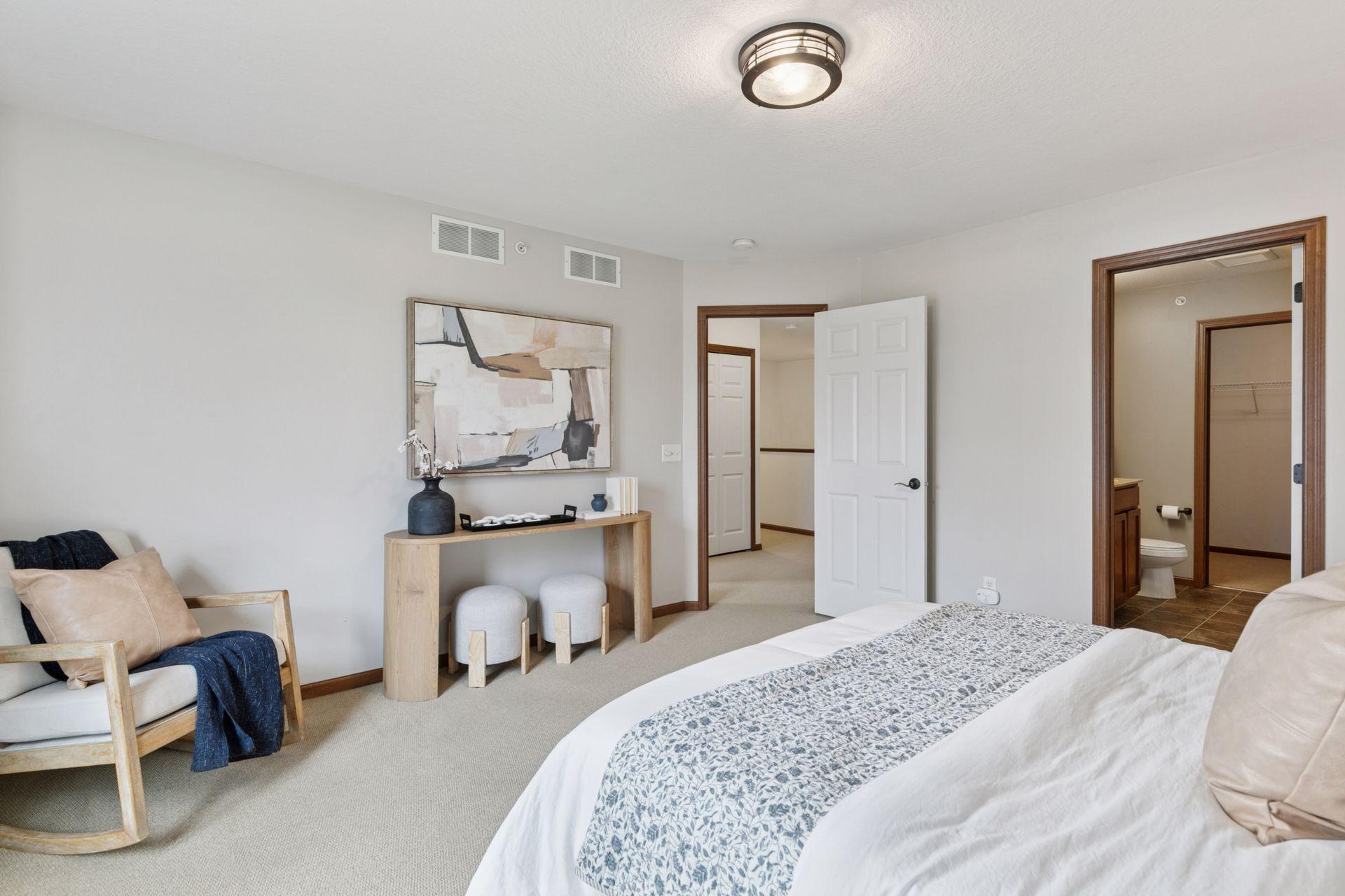 15619 Echo Ridge Road, Unit 908 Apple Valley, MN 55124 - Photo 16 of 25 Gallery Image 16