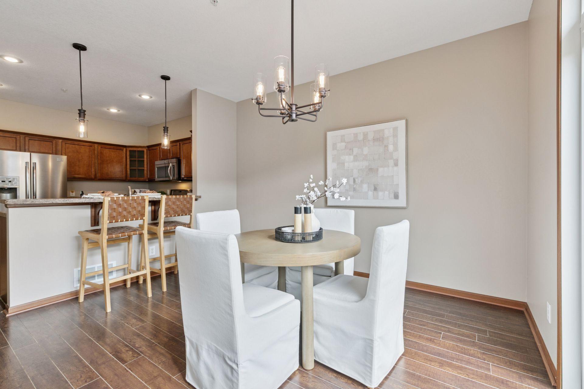 15619 Echo Ridge Road, Unit 908 Apple Valley, MN 55124 - Photo 6 of 25 Gallery Image 6