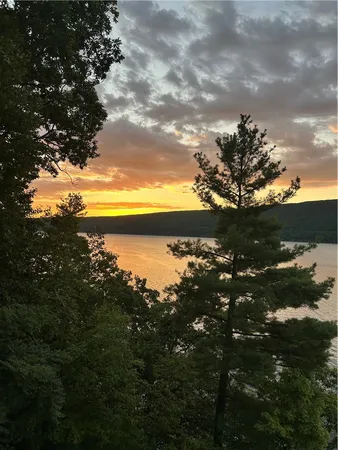 $410,000 | 23 Cliffside Drive, South Bristol, NY 14424