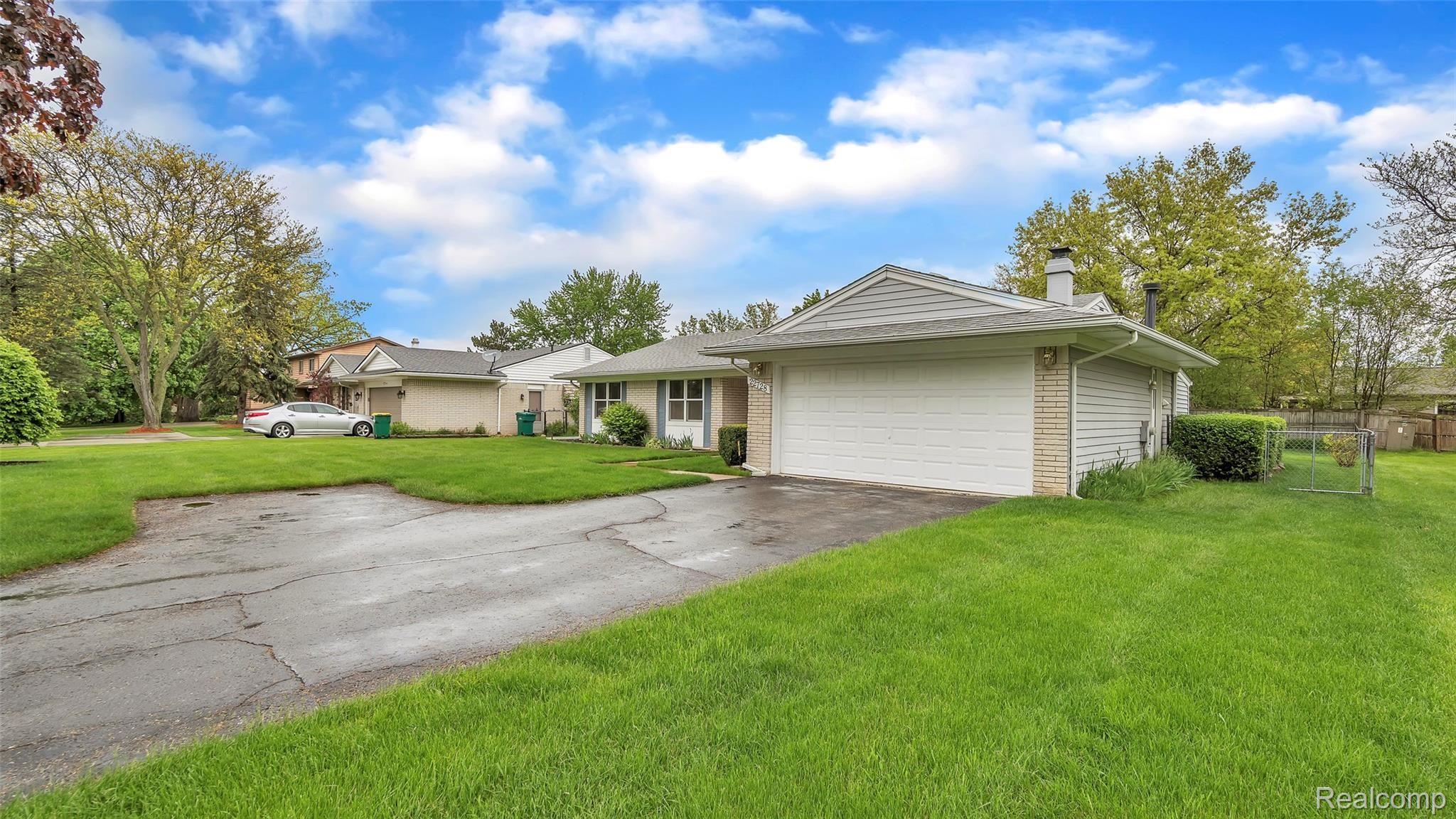 22728 Meadowbrook Road Novi, MI 48375 - Photo 2 of 34 22728-Meadowbrook-Rd-Novi-MI-48375-windowstill-2.jpg