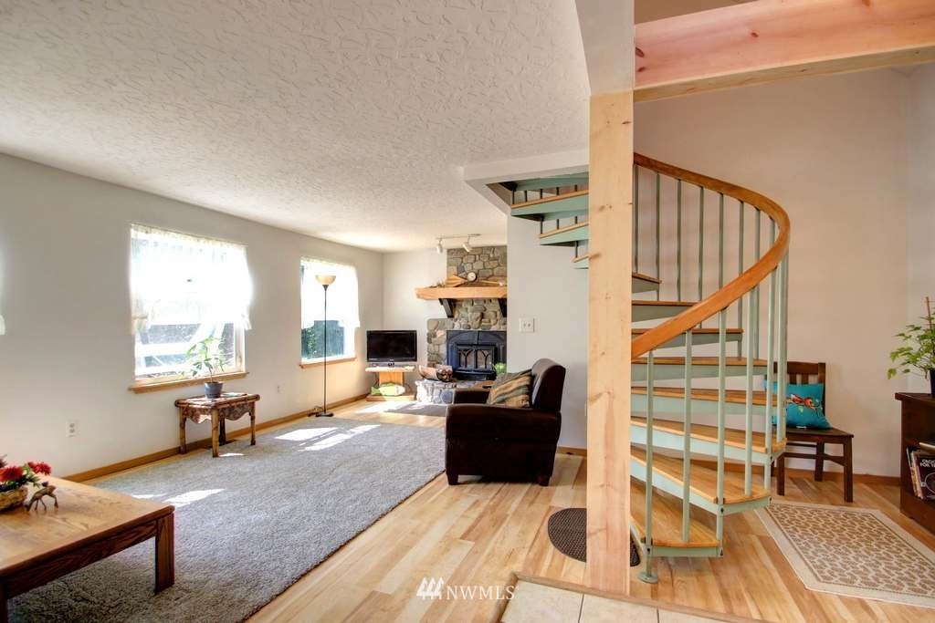 4464 Mosquito Lake Road Deming, WA 98244 - Photo 5 of 25 Gallery Image 5