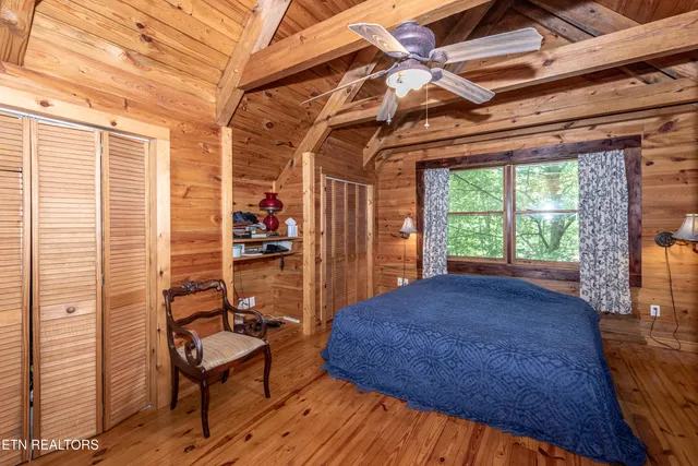 $395,000 | 311 Domar Drive, Townsend, TN 37882