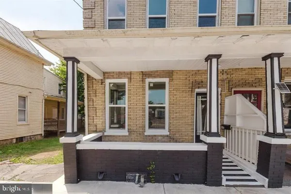 $1,950 | 315 South Queen Street, Martinsburg, WV 25401