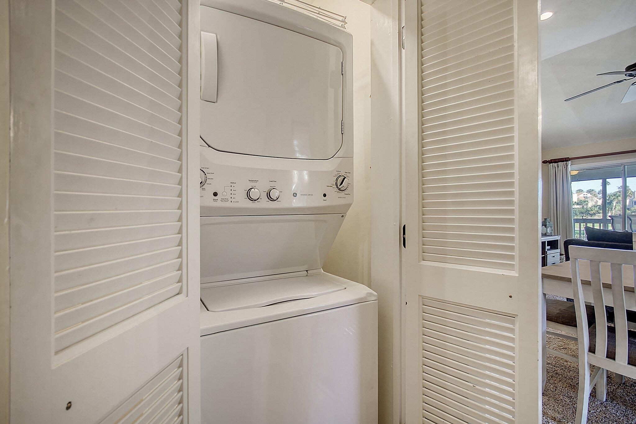 444 Double Eagle Trace Seabrook Island, SC 29455 - Photo 14 of 51 Laundry