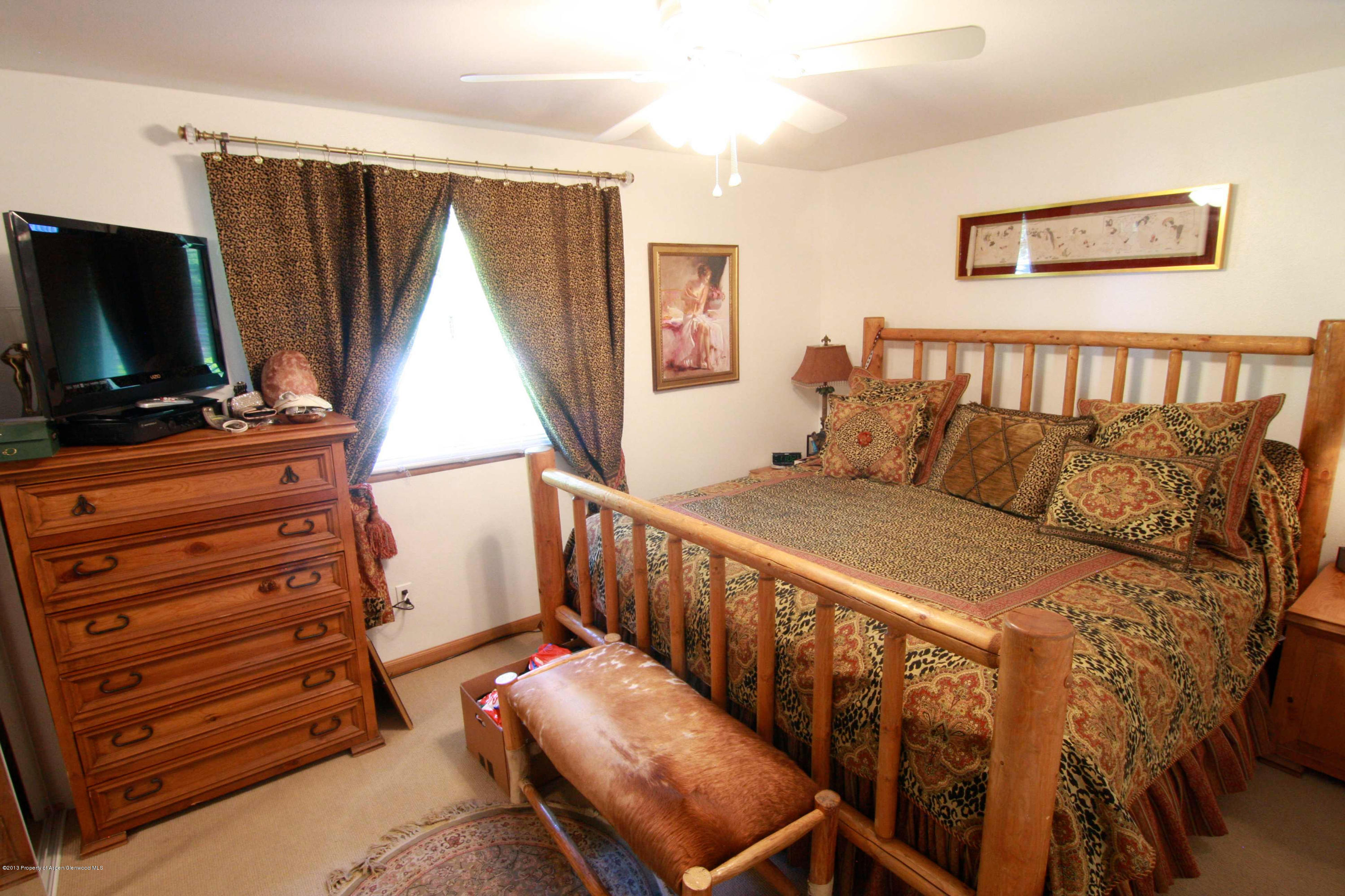 4070 Lower River Road, Unit 4 Snowmass, CO 81654 - Photo 6 of 22 IMG_0185_Lowrez