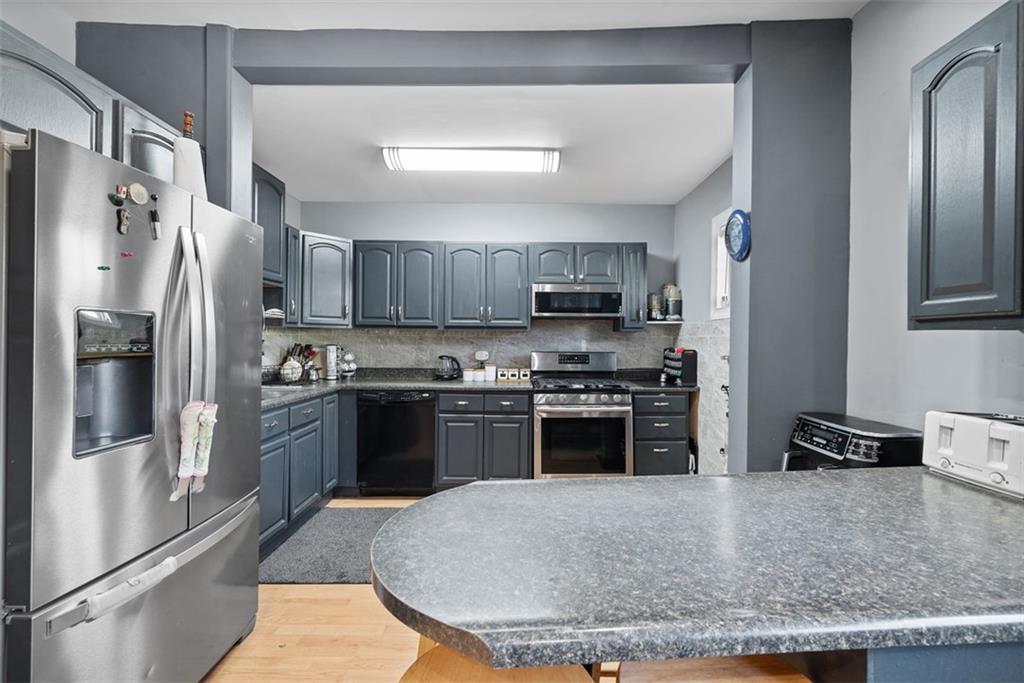 419 Ridge Avenue Carnegie, PA 15106 - Photo 12 of 50