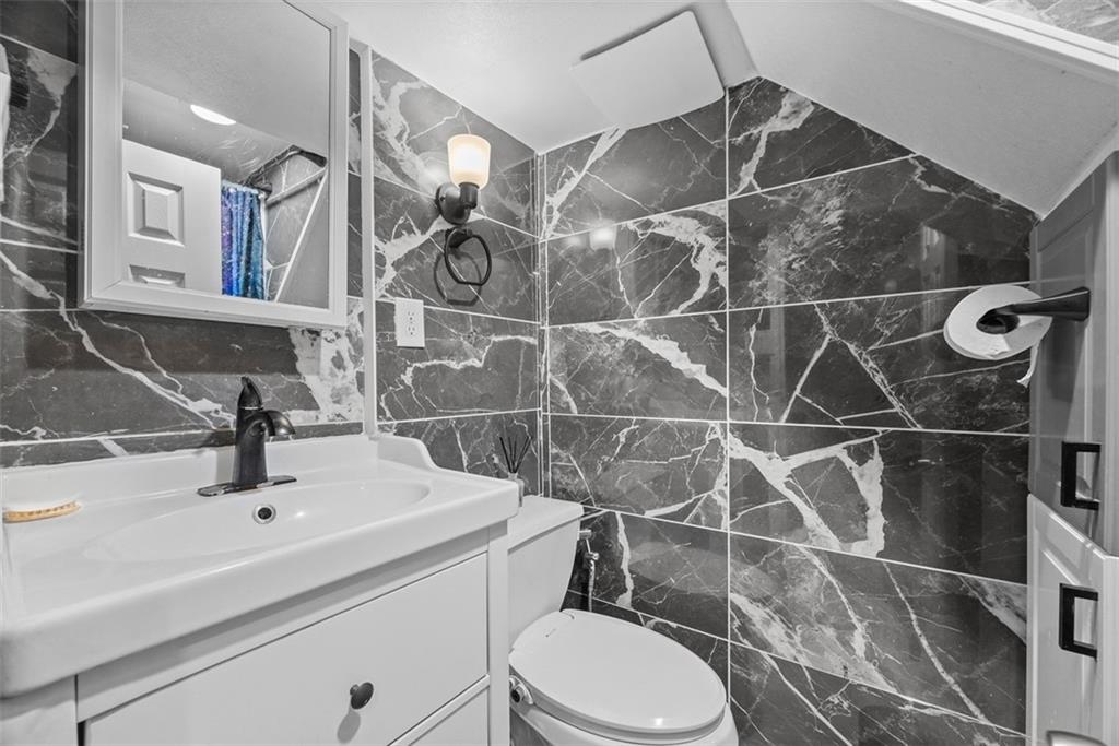 419 Ridge Avenue Carnegie, PA 15106 - Photo 19 of 50