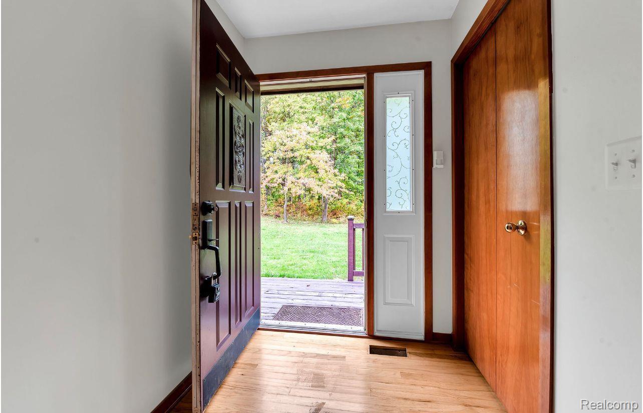 1655 Munger Road Holly, MI 48442 - Photo 13 of 18 Gallery Image 13