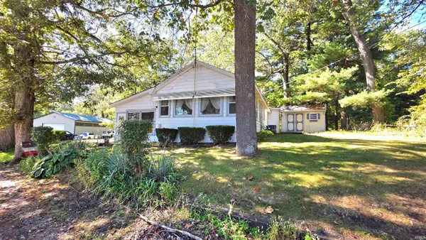 $166,000 | 11060 East Mohawk Road, Walkerton, IN 46574
