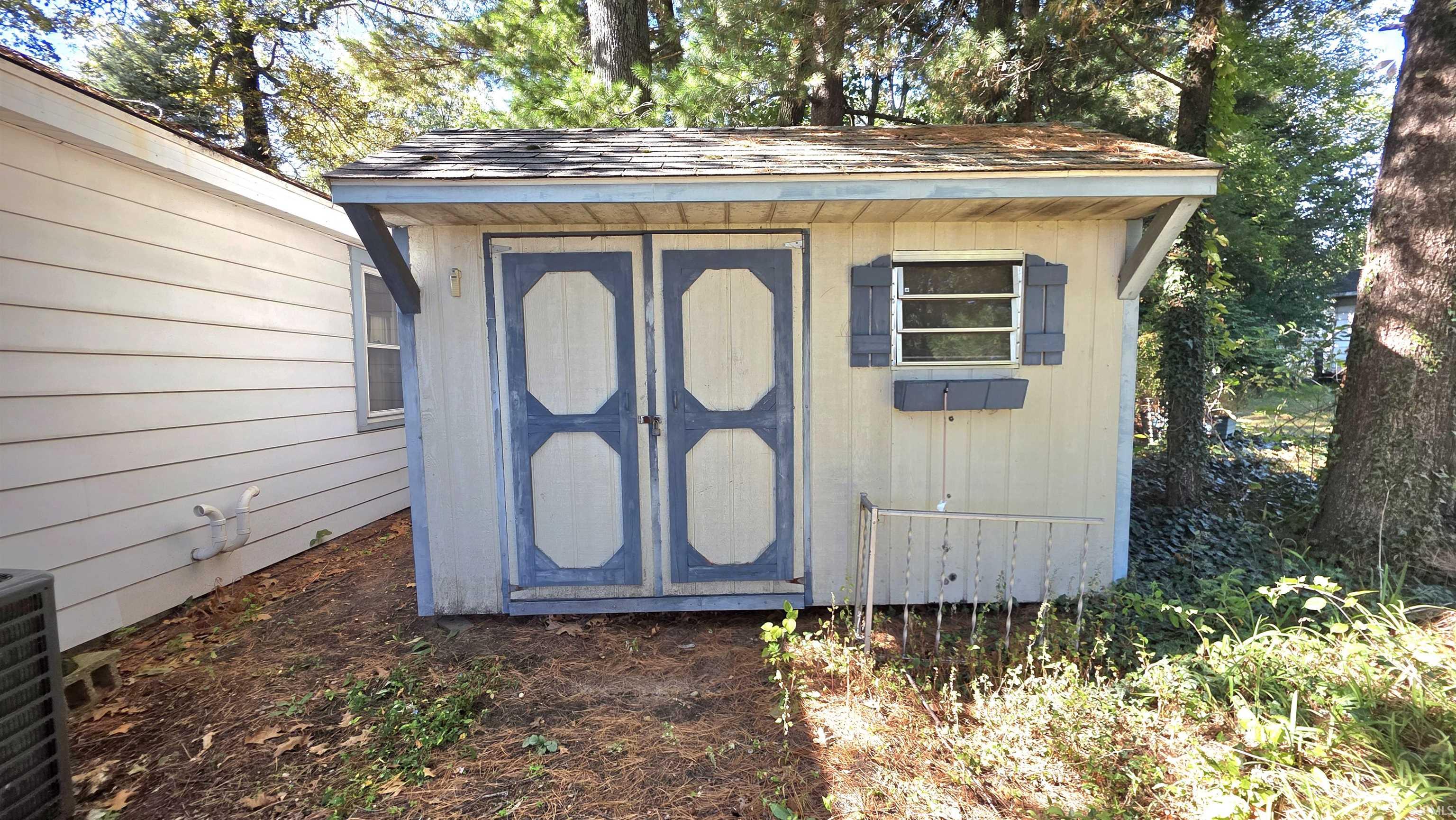 11060 East Mohawk Road Walkerton, IN 46574 - Photo 27 of 29