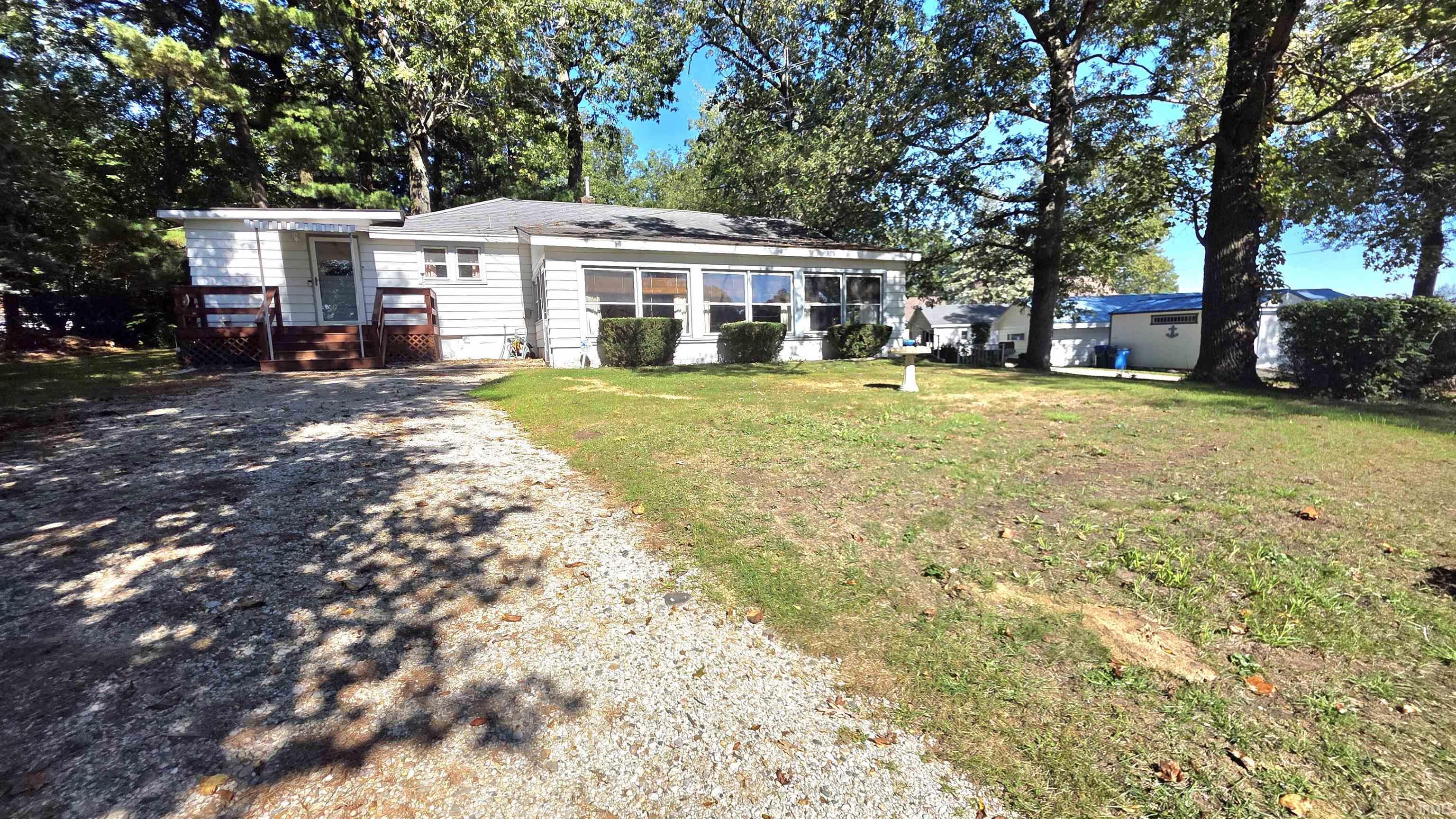 11060 East Mohawk Road Walkerton, IN 46574 - Photo 4 of 29