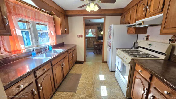 $166,000 | 11060 East Mohawk Road, Walkerton, IN 46574