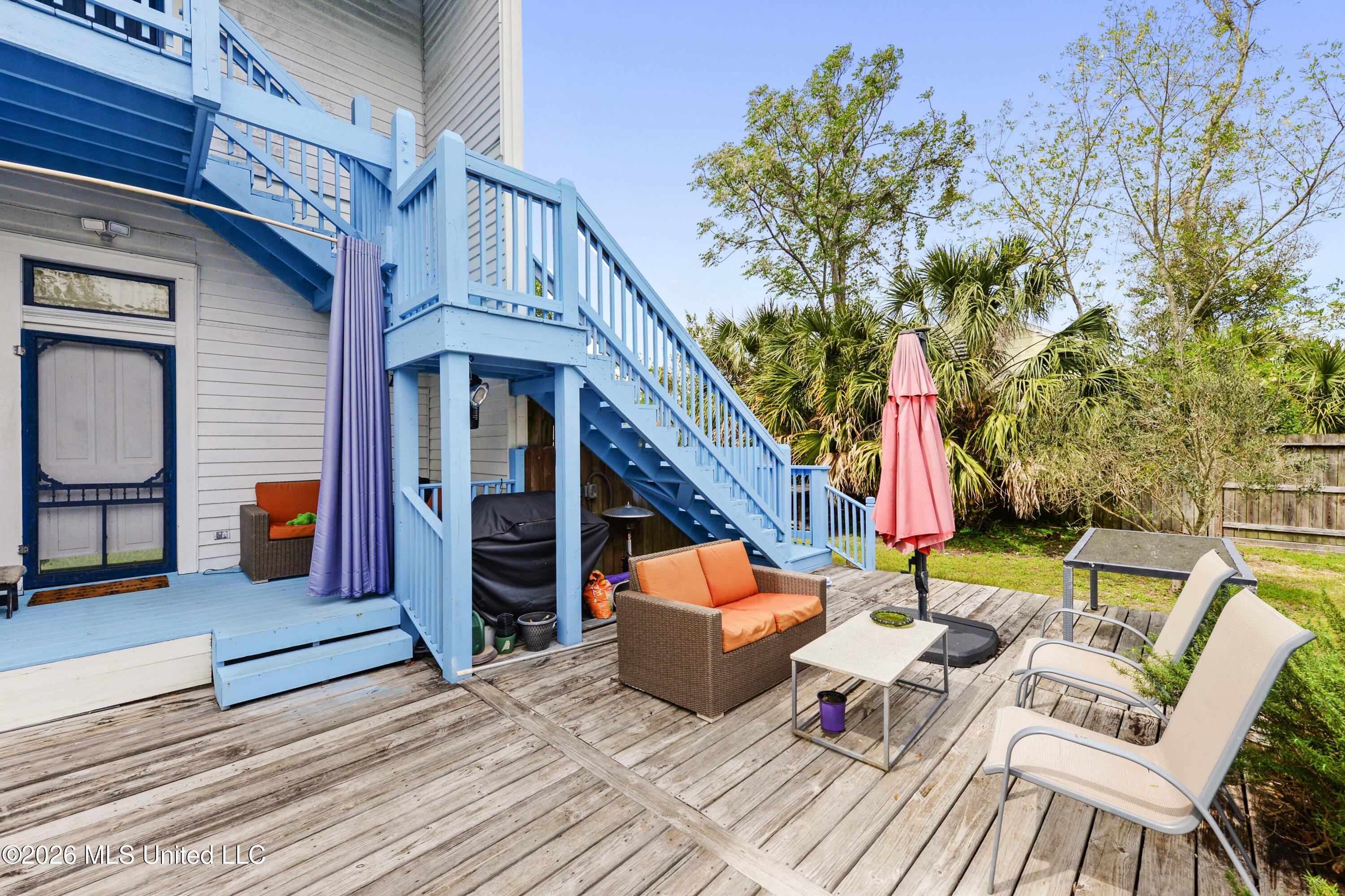 620 Howard Avenue Biloxi, MS 39530 - Photo 34 of 37 035