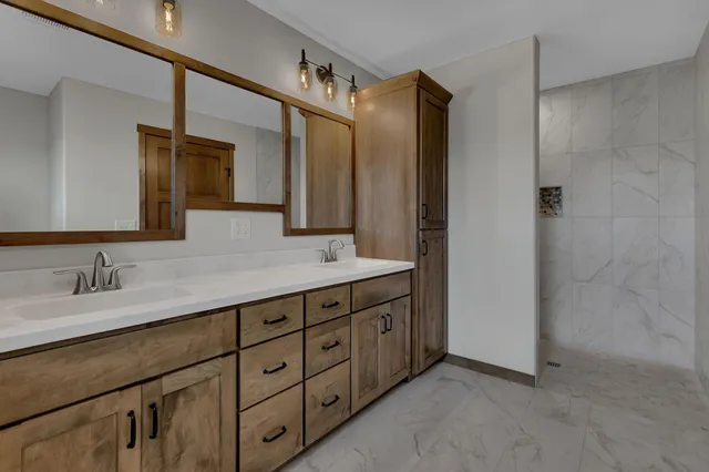 $599,900 | 1958 68th Avenue North, St. Cloud, MN 56303