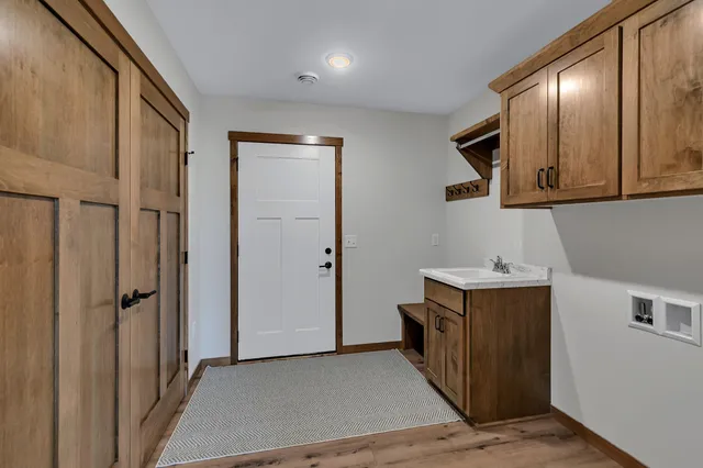 $599,900 | 1958 68th Avenue North, St. Cloud, MN 56303