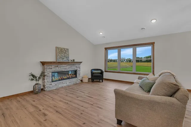 $599,900 | 1958 68th Avenue North, St. Cloud, MN 56303