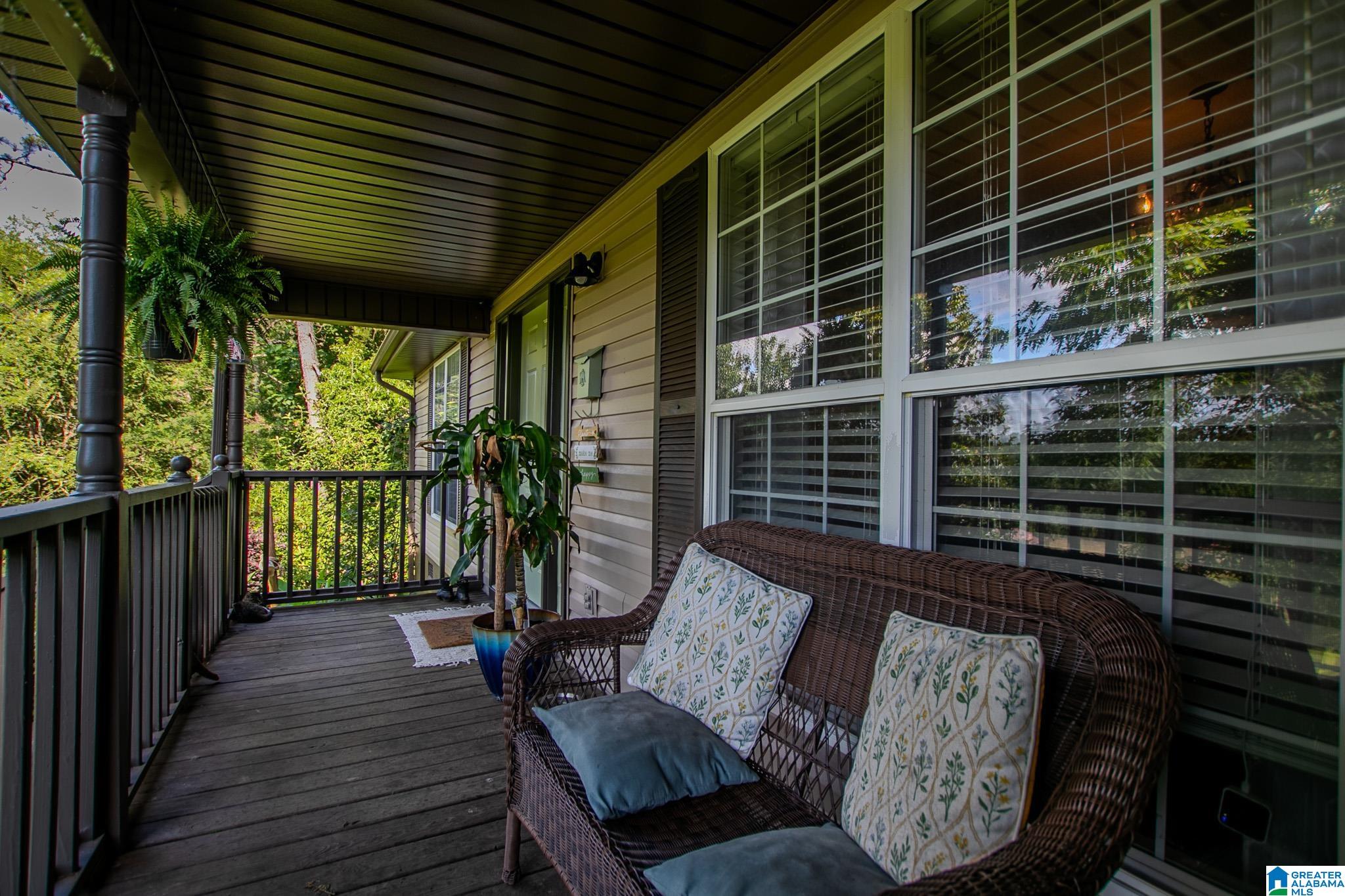 195 Wood Ridge Drive Locust Fork, AL 35097 - Photo 5 of 57
