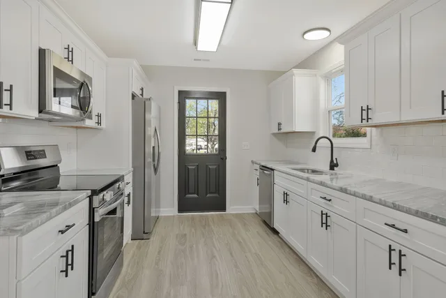 $1,950 | 210 South Westland Avenue, Gallatin, TN 37066