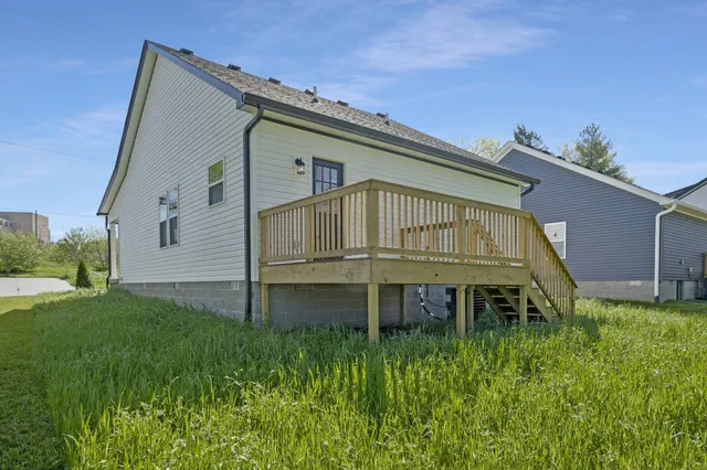 $1,950 | 210 South Westland Avenue, Gallatin, TN 37066