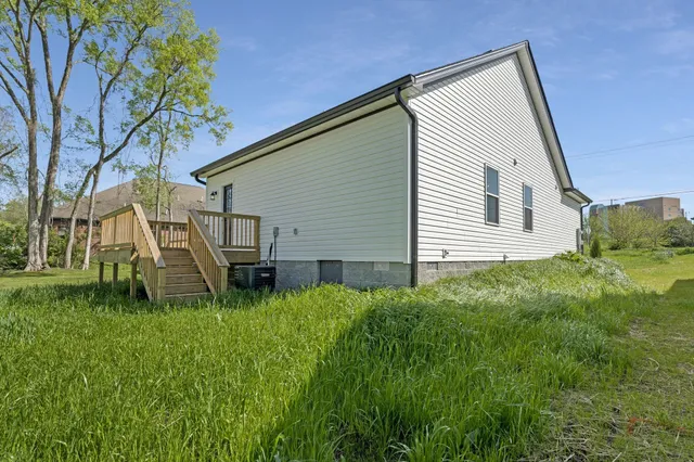 $1,950 | 210 South Westland Avenue, Gallatin, TN 37066