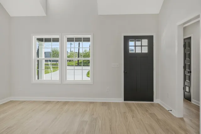 $1,950 | 210 South Westland Avenue, Gallatin, TN 37066