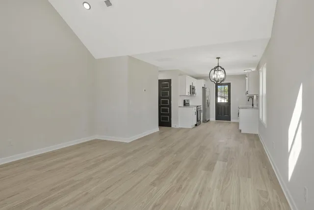 $1,950 | 210 South Westland Avenue, Gallatin, TN 37066