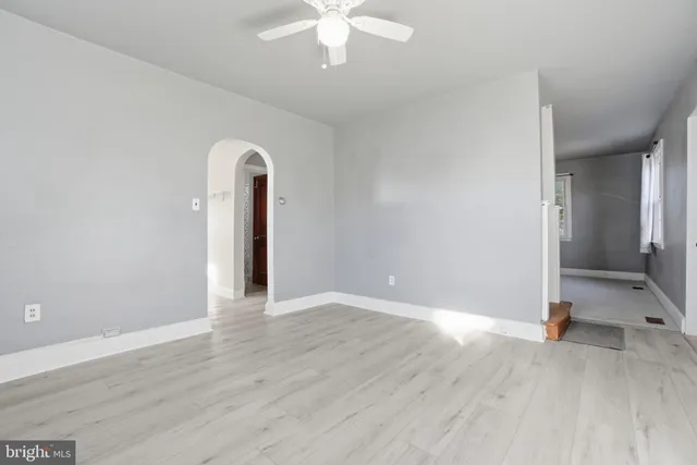 $300,000 | 121 1st Avenue, Halethorpe, MD 21227