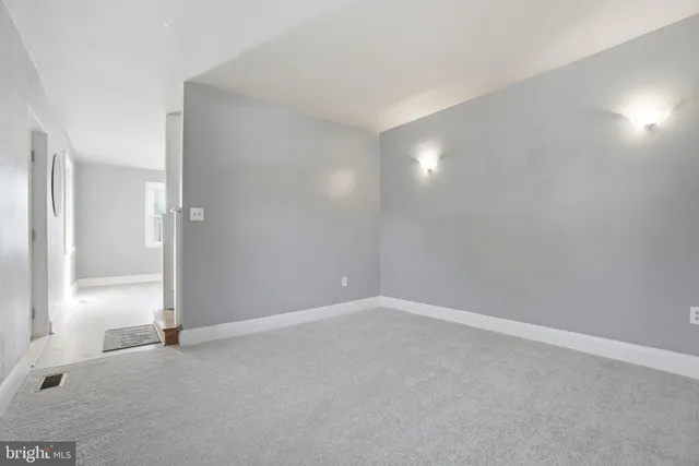 $300,000 | 121 1st Avenue, Halethorpe, MD 21227