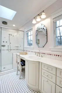 $2,749,000 | 330 Chestnut Drive, East Hills, NY 11576