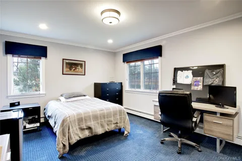 $2,749,000 | 330 Chestnut Drive, East Hills, NY 11576