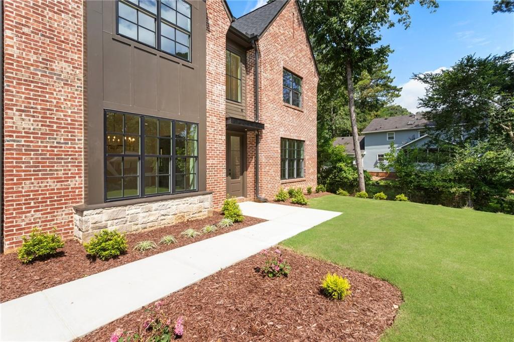 3711 Mountain Cove Road Snellville, GA 30039 - Photo 7 of 78