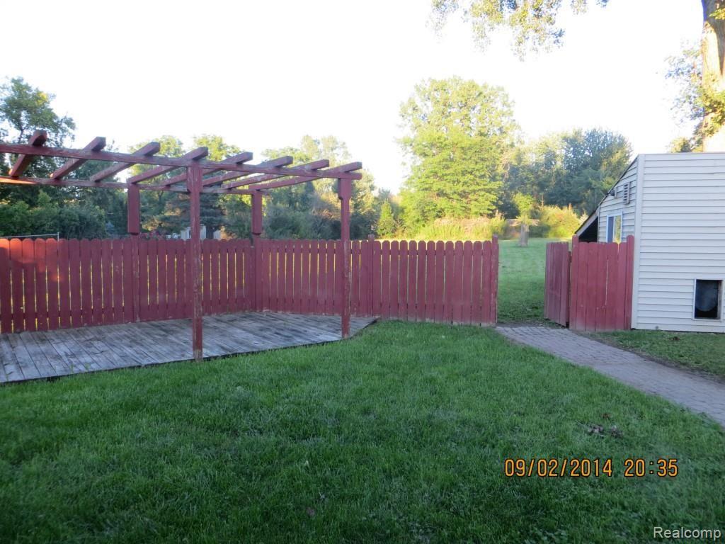 7163 Porter Road Grand Blanc, MI 48439 - Photo 26 of 36 IMG_0290.jpg