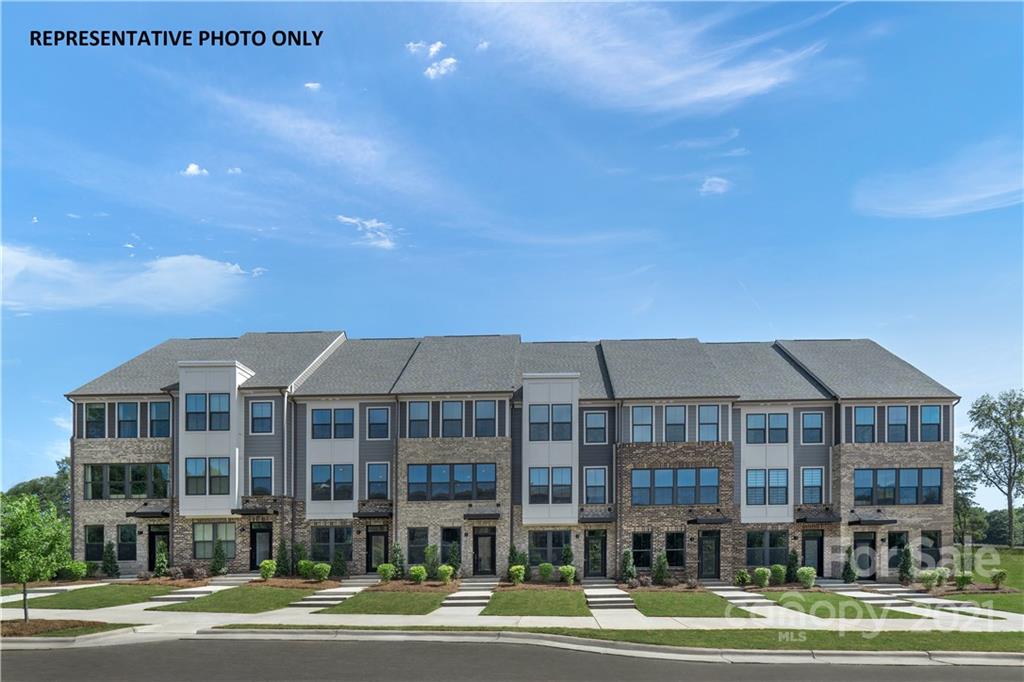 528 Billingsley Road, Unit 1010D Charlotte, NC 28211 - Photo 1 of 19 Gallery Image 1