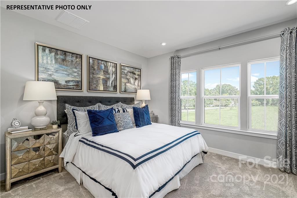 528 Billingsley Road, Unit 1010D Charlotte, NC 28211 - Photo 6 of 19 Gallery Image 6